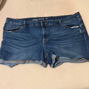 Cute Ava & Viv Shorts! Stretchy!